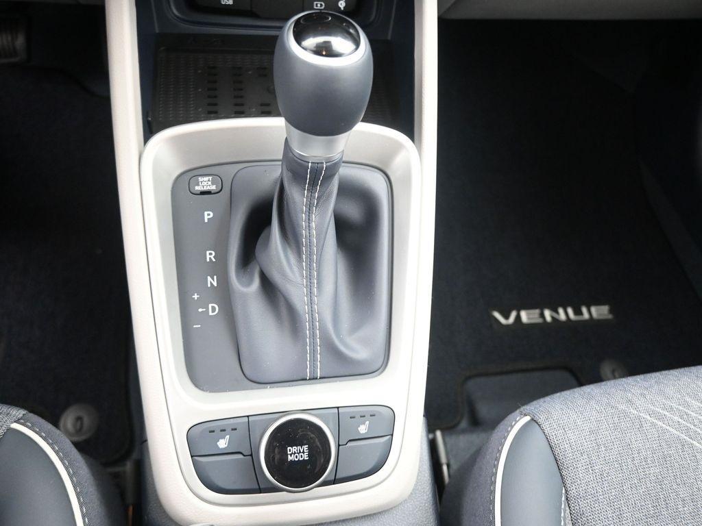 new 2025 Hyundai Venue car, priced at $24,031