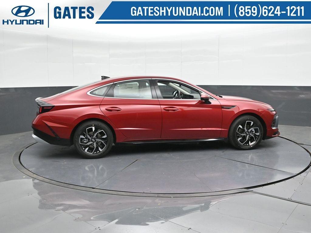 new 2025 Hyundai Sonata car, priced at $27,578