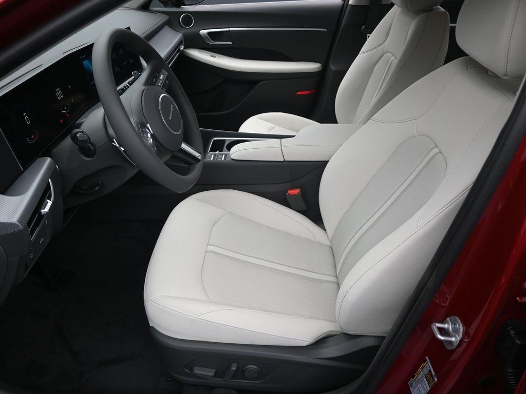 new 2025 Hyundai Sonata car, priced at $27,578
