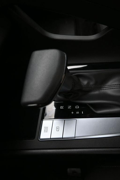 new 2025 Hyundai Elantra car, priced at $21,448