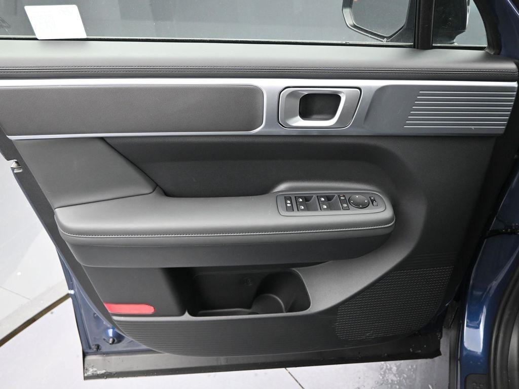 new 2025 Hyundai Santa Fe car, priced at $41,478