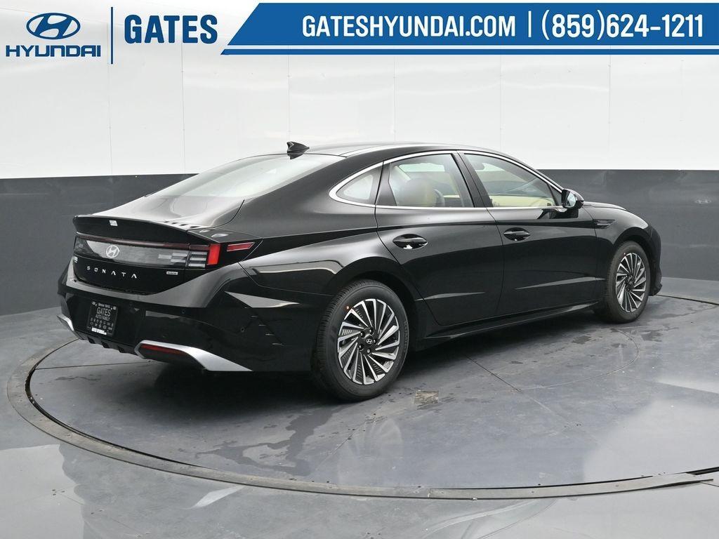 new 2025 Hyundai Sonata Hybrid car, priced at $38,348