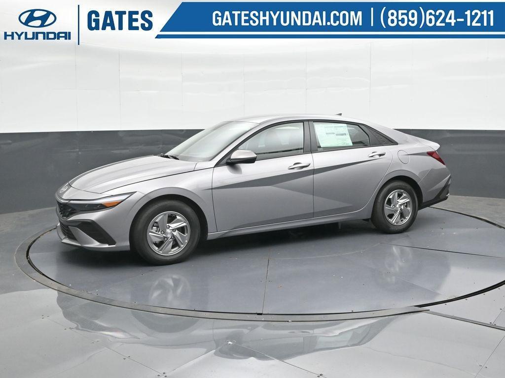 new 2025 Hyundai Elantra car, priced at $22,198