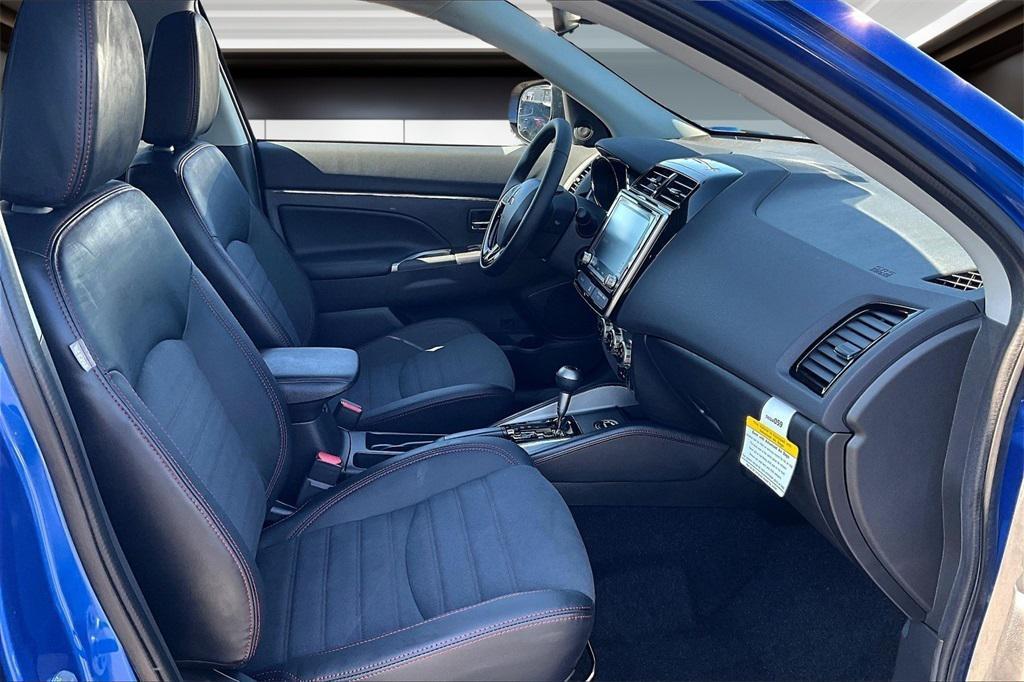 new 2025 Mitsubishi Outlander Sport car, priced at $29,475