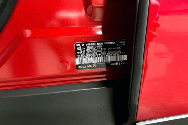 new 2025 Mitsubishi Outlander car, priced at $37,066