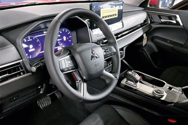 new 2025 Mitsubishi Outlander car, priced at $37,066