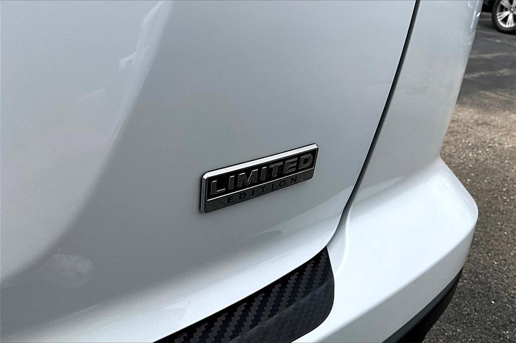 new 2025 Mitsubishi Eclipse Cross car