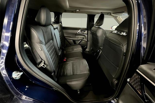new 2025 Mitsubishi Outlander car, priced at $36,593