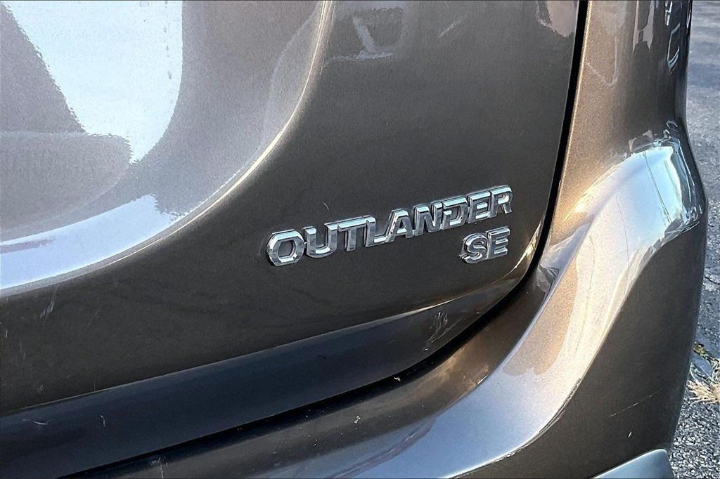 used 2016 Mitsubishi Outlander car, priced at $11,937