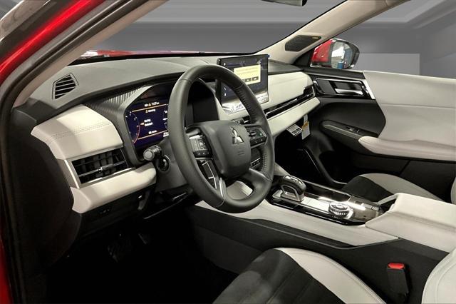 new 2025 Mitsubishi Outlander car, priced at $37,981