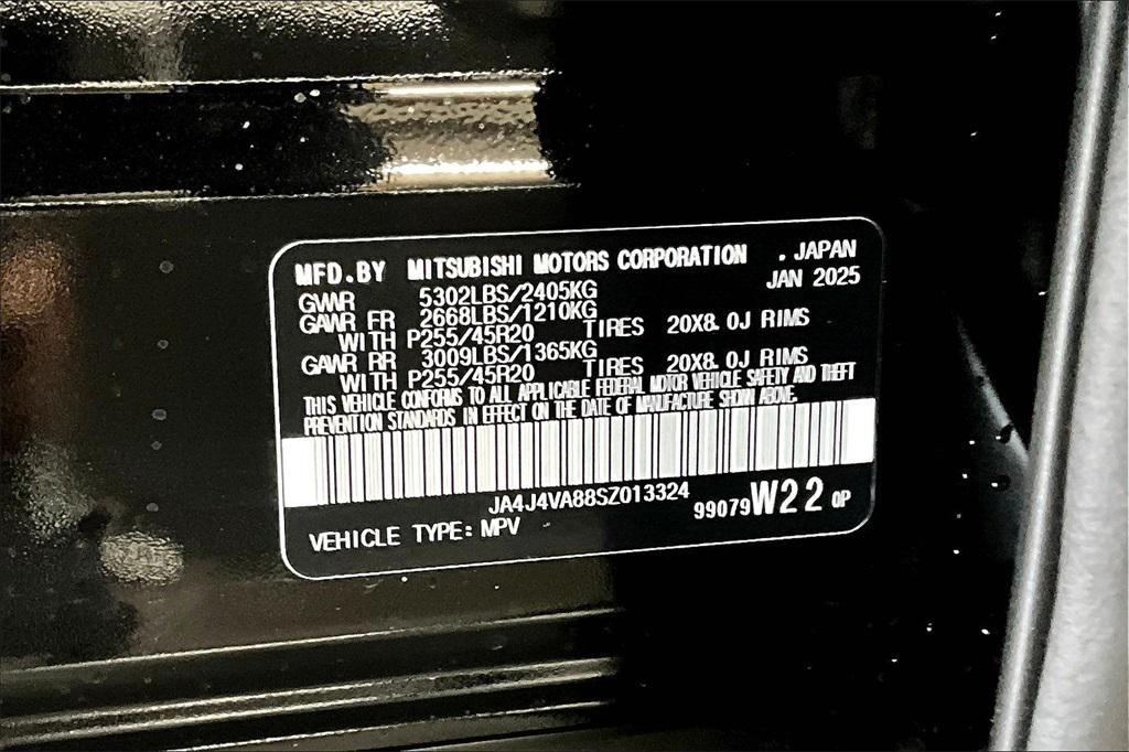 new 2025 Mitsubishi Outlander car, priced at $39,865