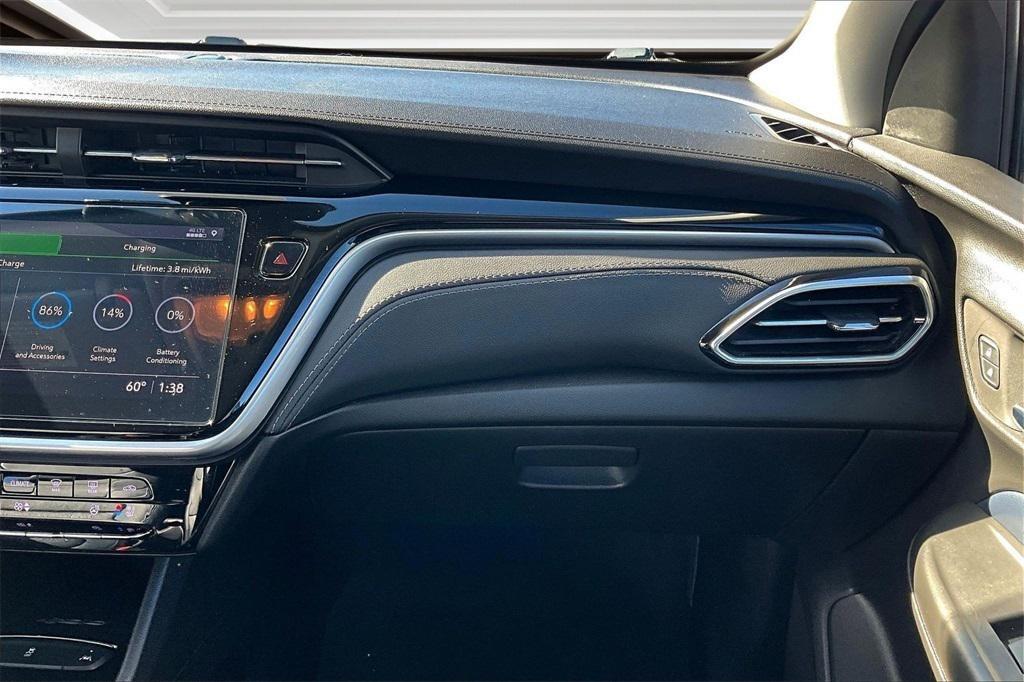 used 2022 Chevrolet Bolt EUV car, priced at $17,393