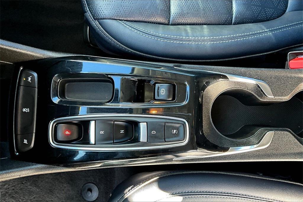 used 2022 Chevrolet Bolt EUV car, priced at $17,393