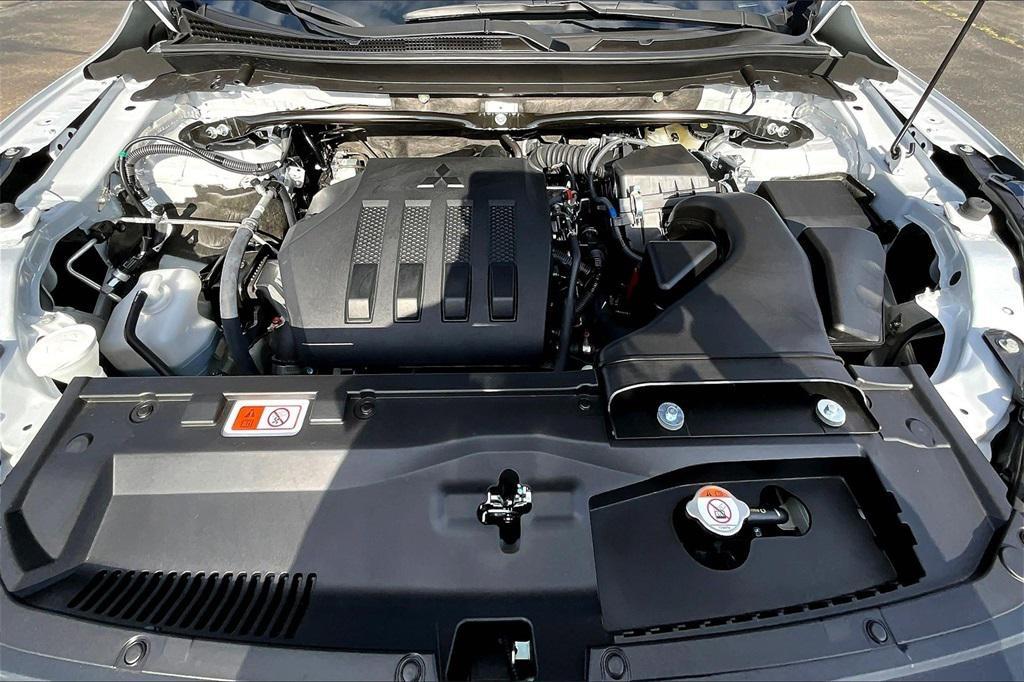 new 2025 Mitsubishi Eclipse Cross car