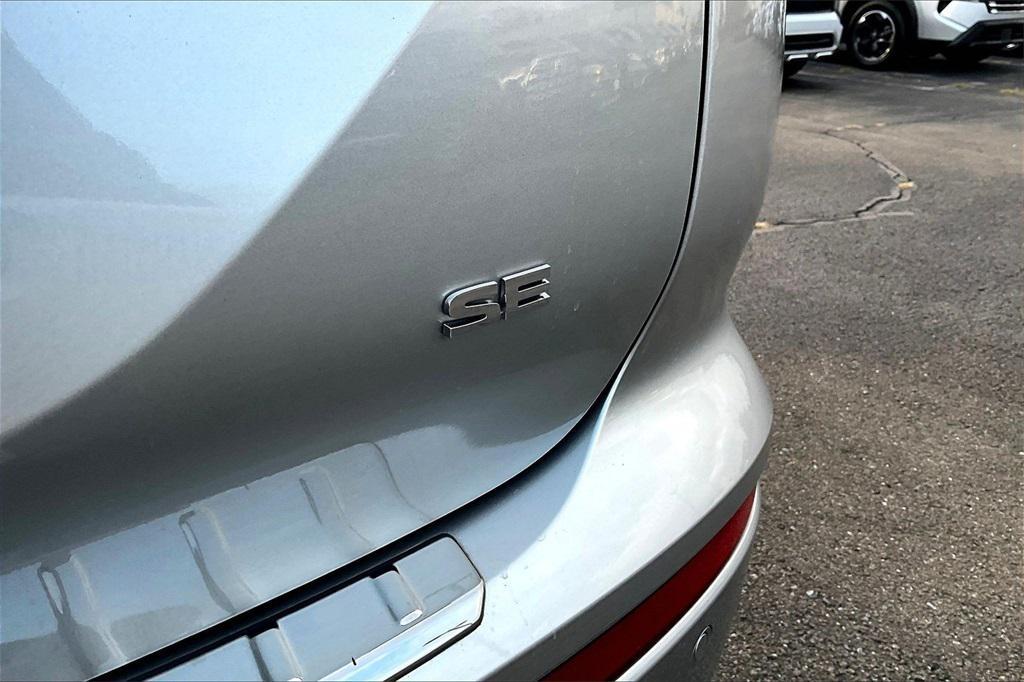 used 2024 Mitsubishi Outlander car, priced at $26,289