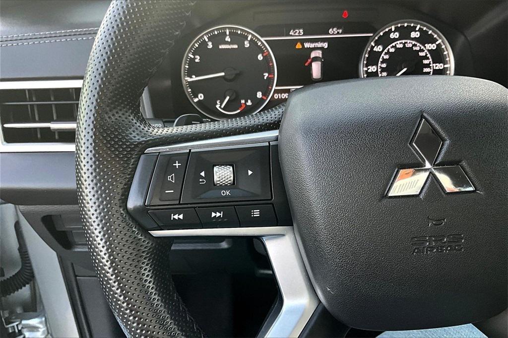 used 2024 Mitsubishi Outlander car, priced at $26,289