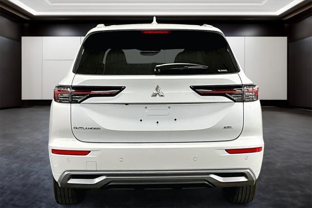 new 2025 Mitsubishi Outlander car, priced at $38,750