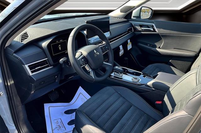 new 2025 Mitsubishi Outlander car, priced at $36,888