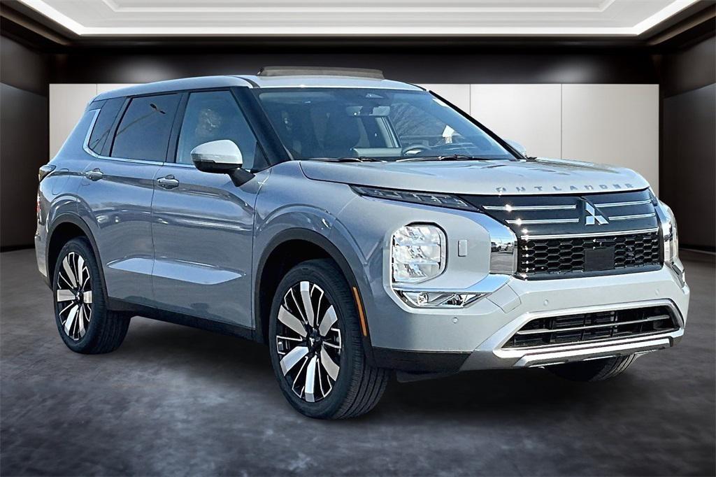new 2025 Mitsubishi Outlander car, priced at $36,888