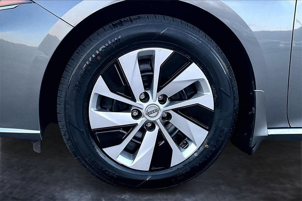 used 2024 Nissan Altima car, priced at $19,090