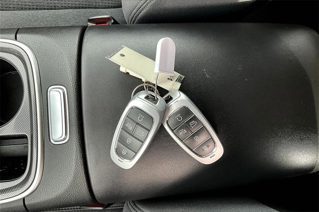 used 2023 Hyundai Santa Fe car, priced at $22,563