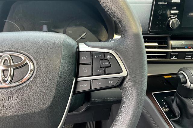 used 2023 Toyota Sienna car, priced at $38,989