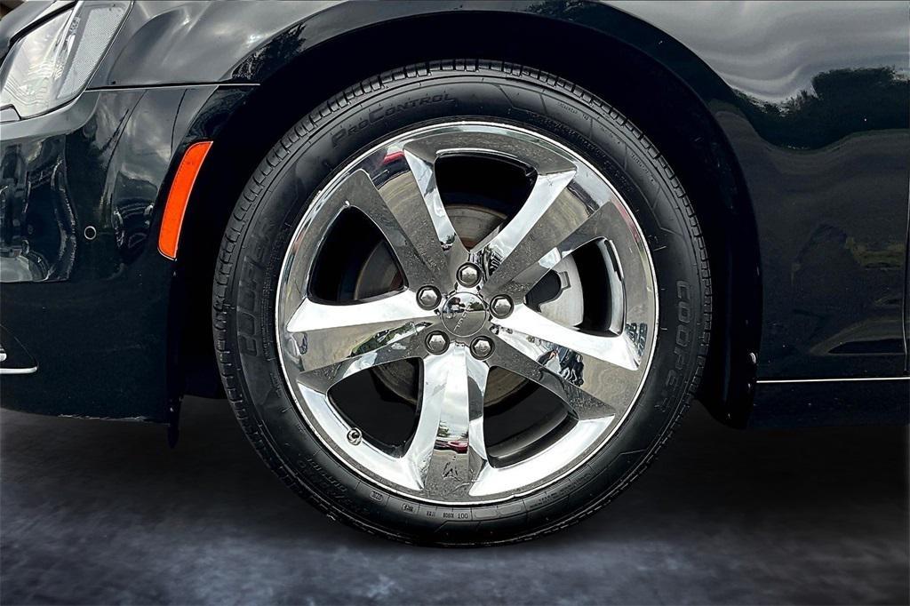 used 2022 Chrysler 300 car, priced at $20,763