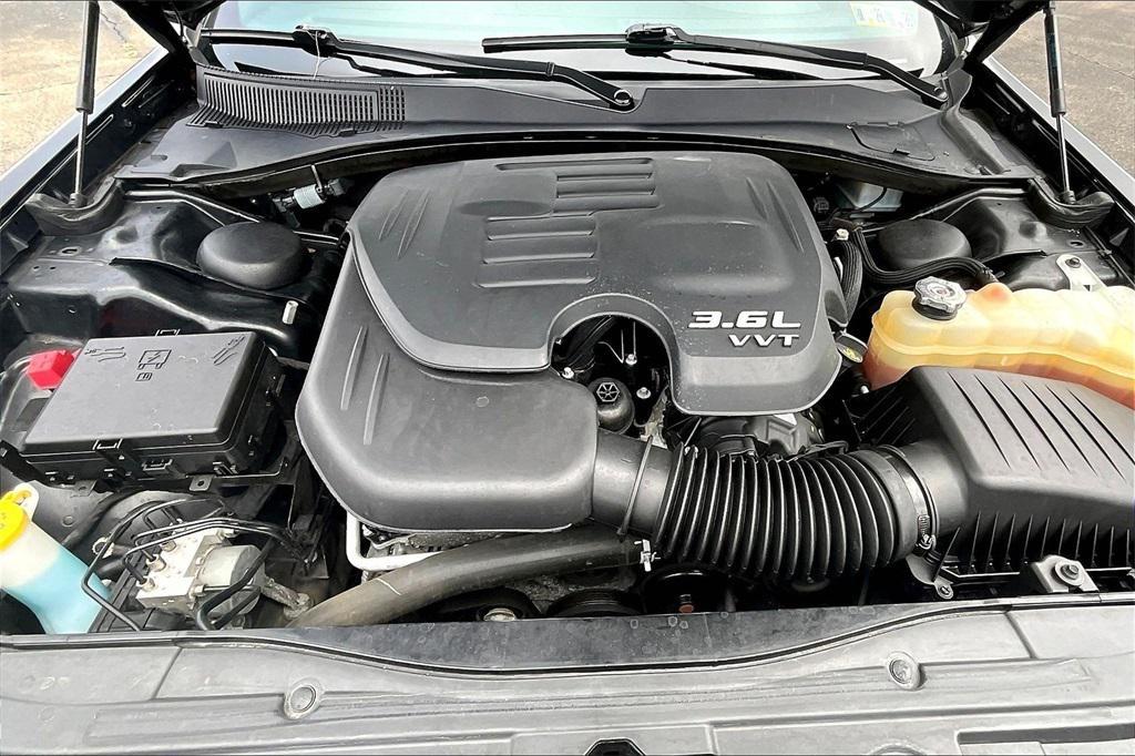 used 2022 Chrysler 300 car, priced at $20,763