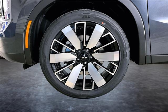 new 2025 Mitsubishi Outlander car, priced at $38,593