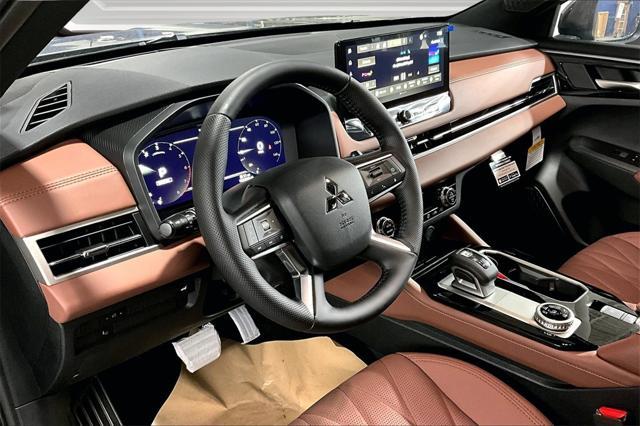 new 2025 Mitsubishi Outlander car, priced at $41,207