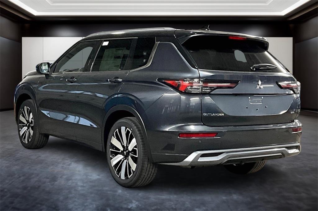 new 2025 Mitsubishi Outlander car, priced at $44,795