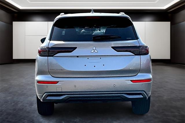 new 2025 Mitsubishi Outlander car, priced at $38,440