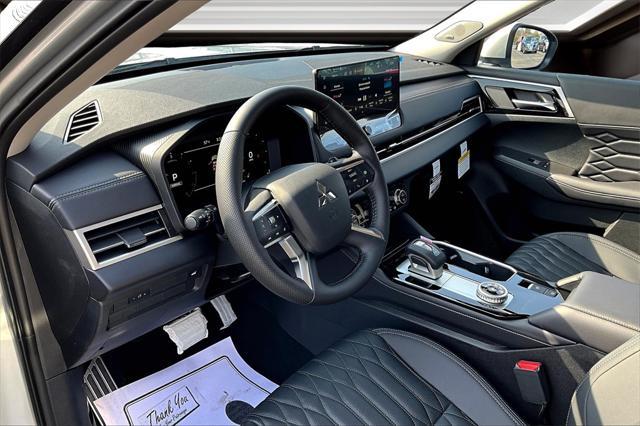new 2025 Mitsubishi Outlander car, priced at $40,440