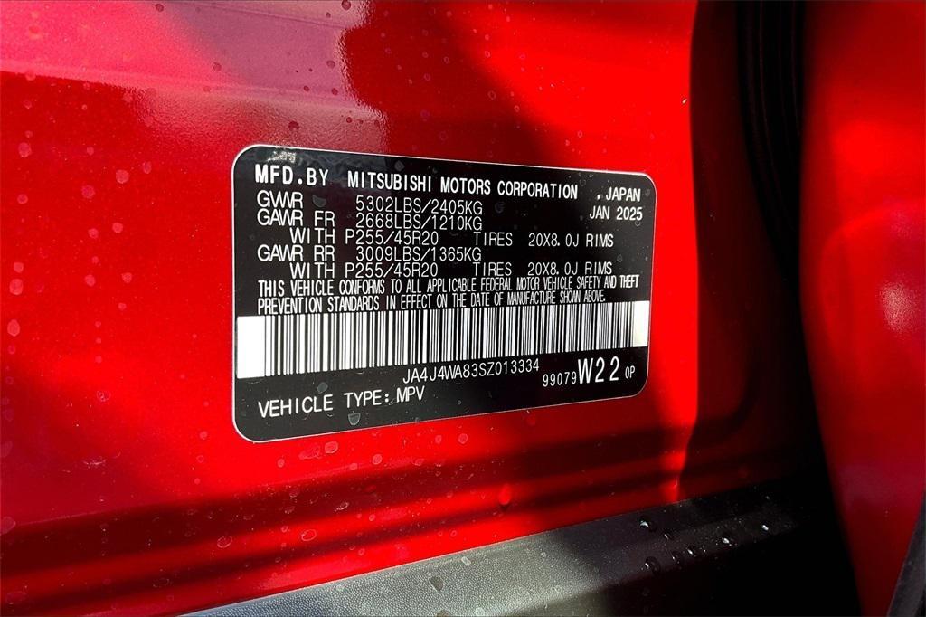 new 2025 Mitsubishi Outlander car, priced at $41,737