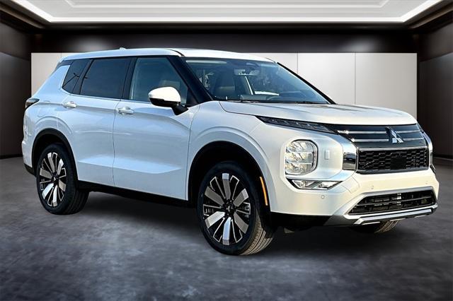 new 2025 Mitsubishi Outlander car, priced at $37,123