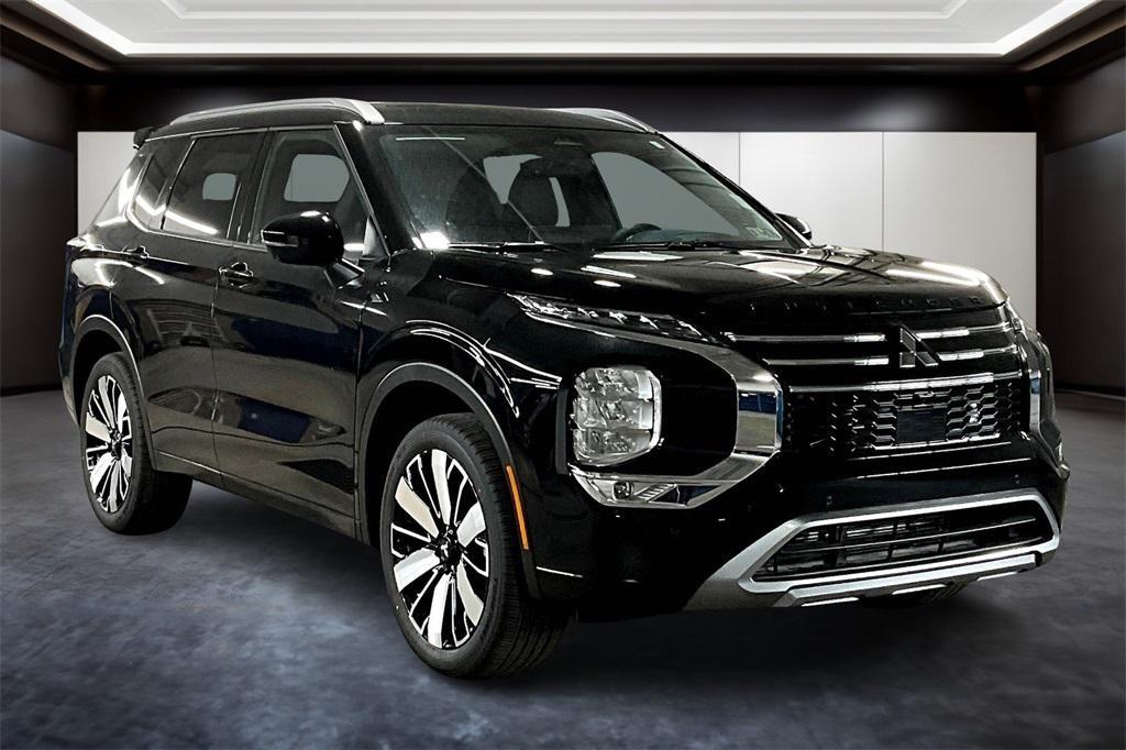 new 2025 Mitsubishi Outlander car, priced at $41,860