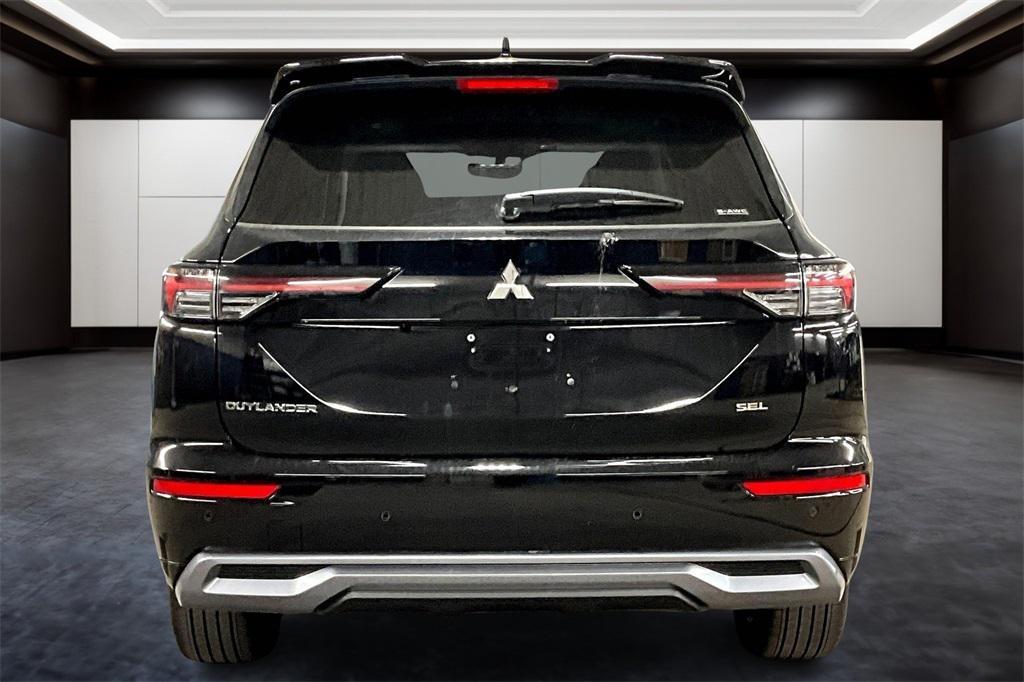 new 2025 Mitsubishi Outlander car, priced at $41,860