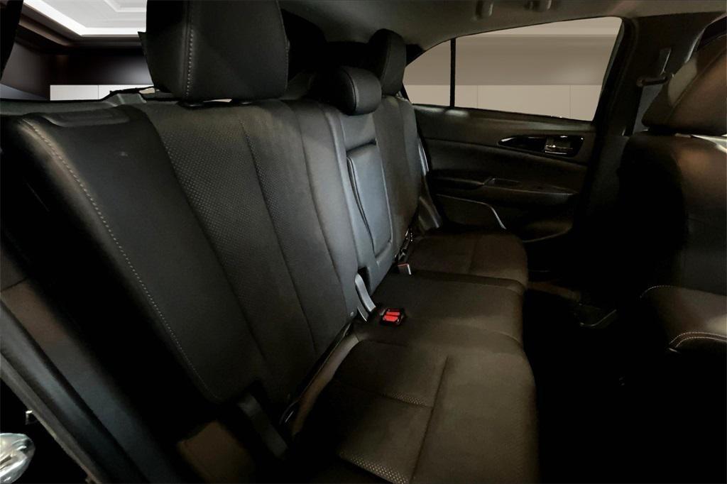new 2025 Mitsubishi Eclipse Cross car