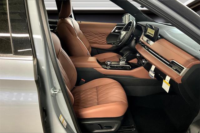 new 2025 Mitsubishi Outlander car, priced at $44,223