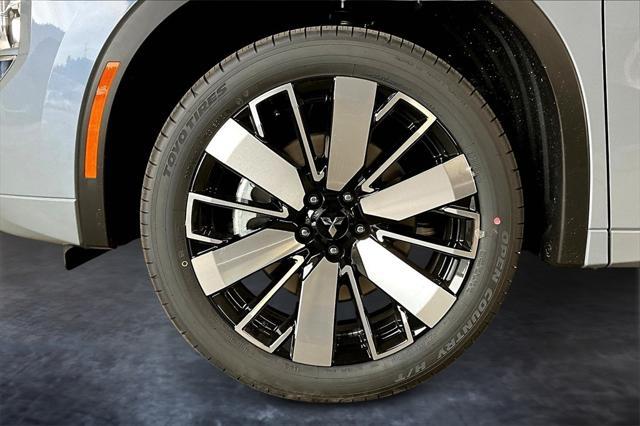 new 2025 Mitsubishi Outlander car, priced at $42,223