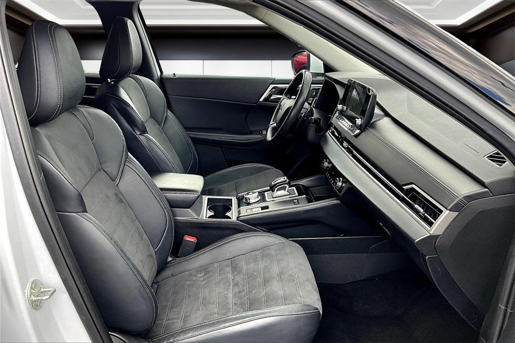 used 2023 Mitsubishi Outlander PHEV car, priced at $24,540