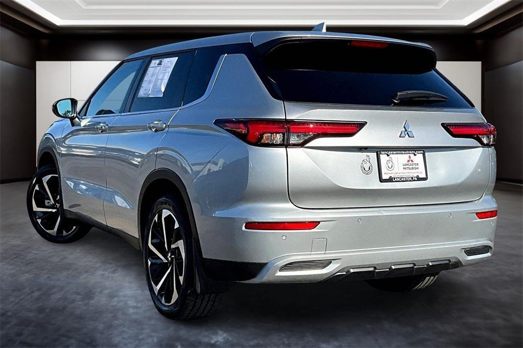 used 2023 Mitsubishi Outlander car, priced at $23,498