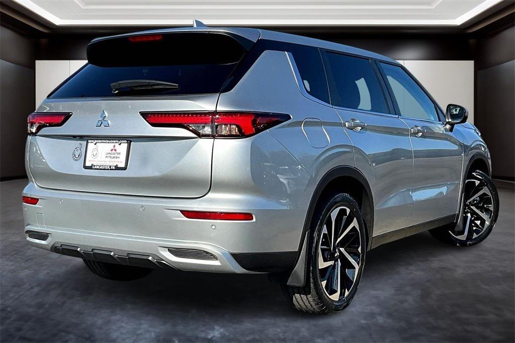 used 2023 Mitsubishi Outlander car, priced at $23,498