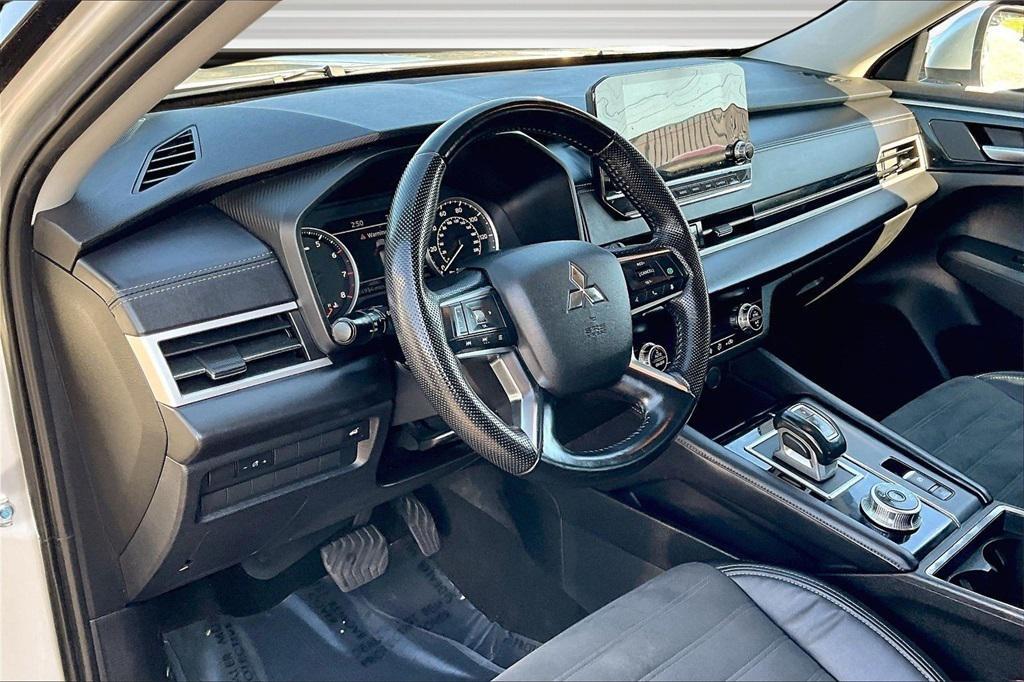 used 2023 Mitsubishi Outlander car, priced at $23,498