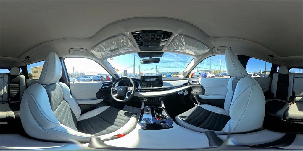new 2025 Mitsubishi Outlander car, priced at $36,960