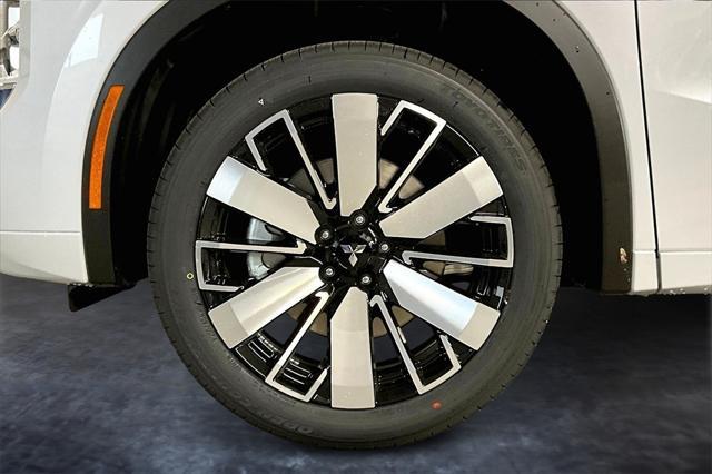 new 2025 Mitsubishi Outlander car, priced at $40,737