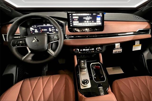 new 2025 Mitsubishi Outlander car, priced at $40,737