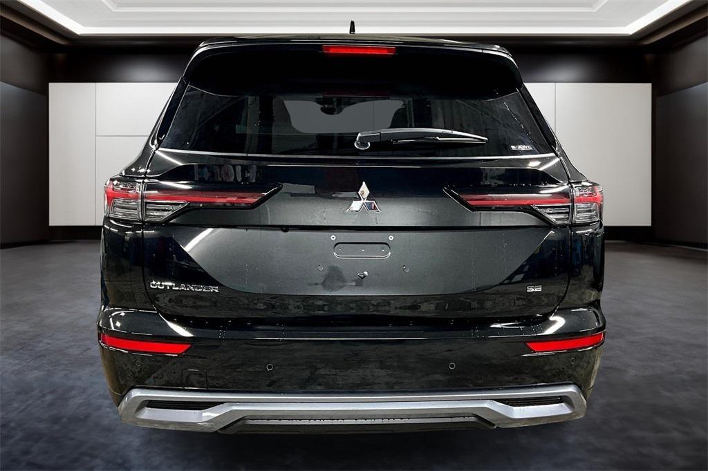 new 2025 Mitsubishi Outlander car, priced at $36,965