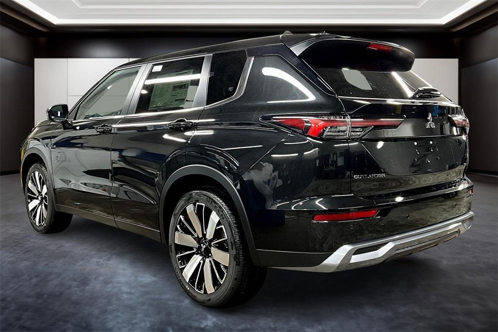 new 2025 Mitsubishi Outlander car, priced at $36,965