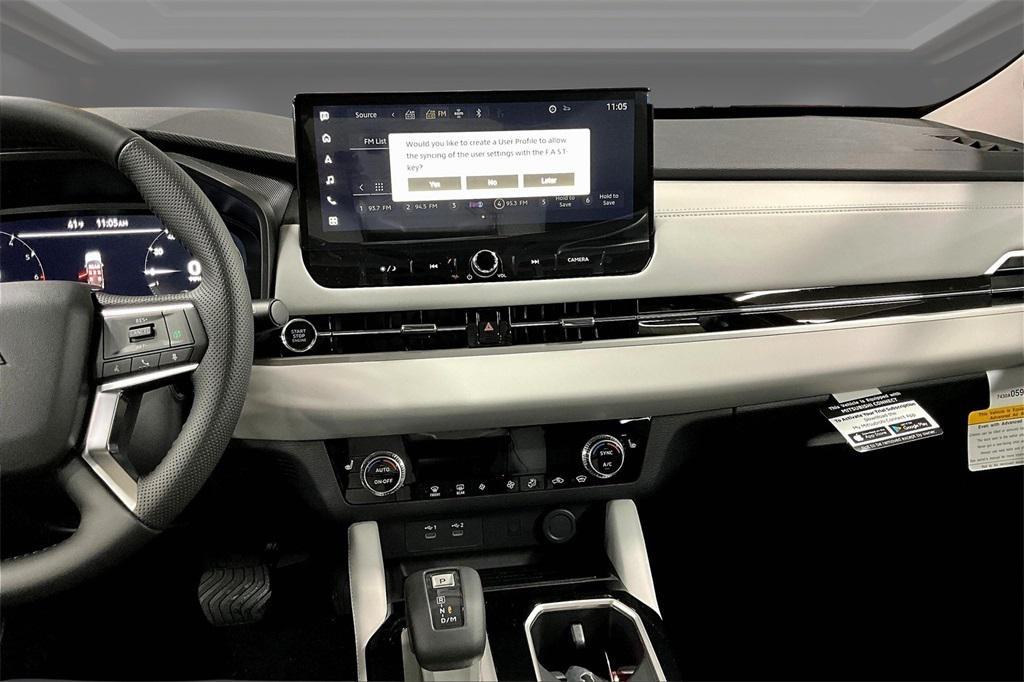 new 2025 Mitsubishi Outlander car, priced at $36,965